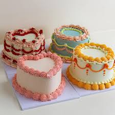 Mini Cakes (6-inch) celebration cakes that serve up to 6 people