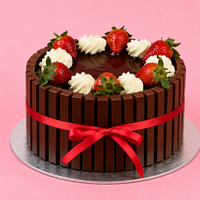 Classic Kitkat Round Cake