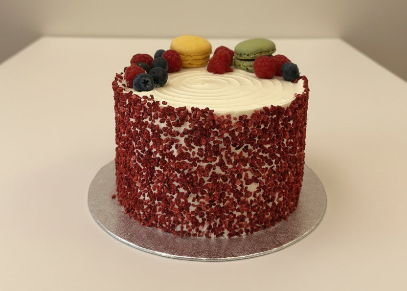 Mini Raspberry & Macaron Cake